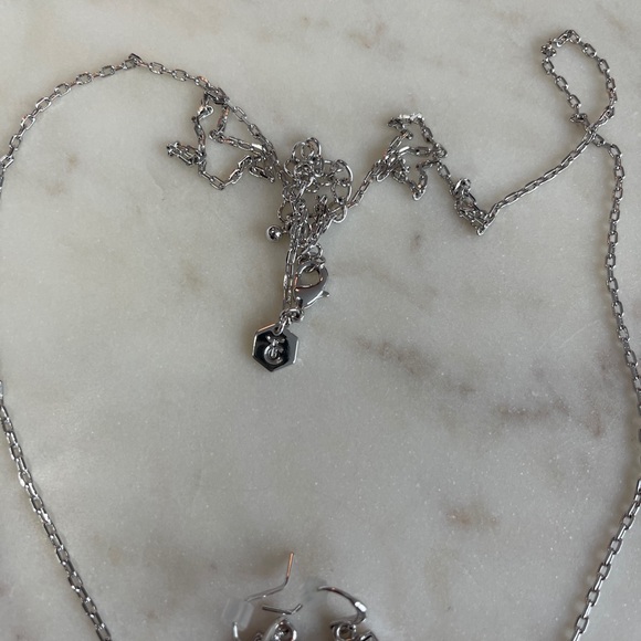 Swarovski touchstone crystal pendant necklace set - Picture 5 of 5